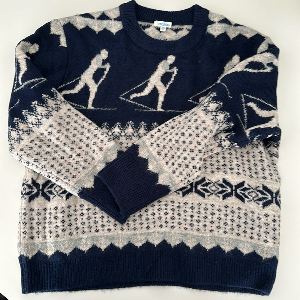 Cocobleu Knit Skiing Sweater • Size Medium